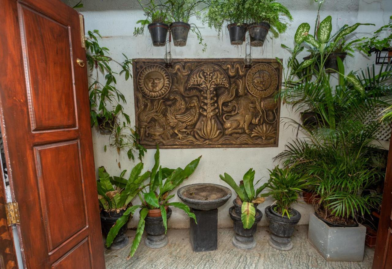 Fort Thari Inn ガル エクステリア 写真