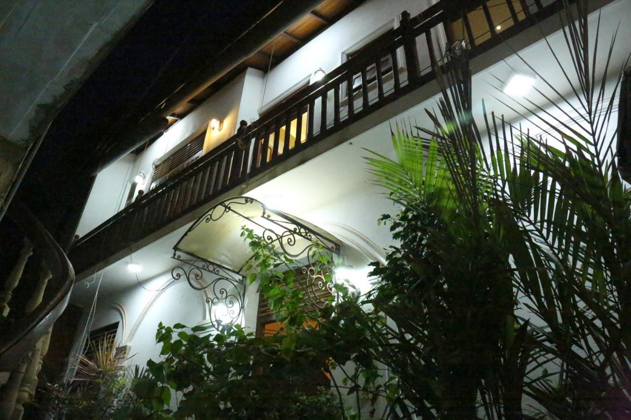 Fort Thari Inn ガル エクステリア 写真